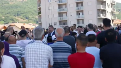 Photo of Dhjetëra familje të rrezikuara sociale më në fund morën banesa të reja në Dibër