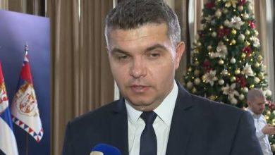 Photo of Skandaloze, drejtori i Agjencisë për të Drejtat e Komuniteteve në RMV glorifikon Ratko Mlladiqin
