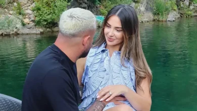 Photo of Kiara në prehrin e Luizit, ky detaj në dorën e saj bie menjëherë në sy