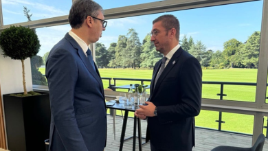 Photo of Mickoski i kundërpërgjigjet Vuçiqit: Deklaratat e tij i përkasin shekullit të kaluar