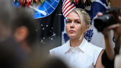 Photo of Shtëpia e Bardhë kërkon pasuesen e Karoline Leavitt, emrat që përfliten për postin e zëdhënëses së Trumpit