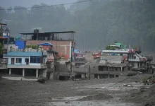 Photo of Kryqi i Kuq: Të paktën 10.000 familje humbën shtëpitë nga përmbytjet e befasishme “katastrofike” në Nepal