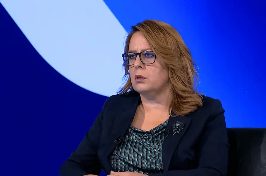 Hykmete Bajrami shpall kandidaturën për Kryetare të LDK së  Nëse gara do të jetë e hapur  unë jam aty