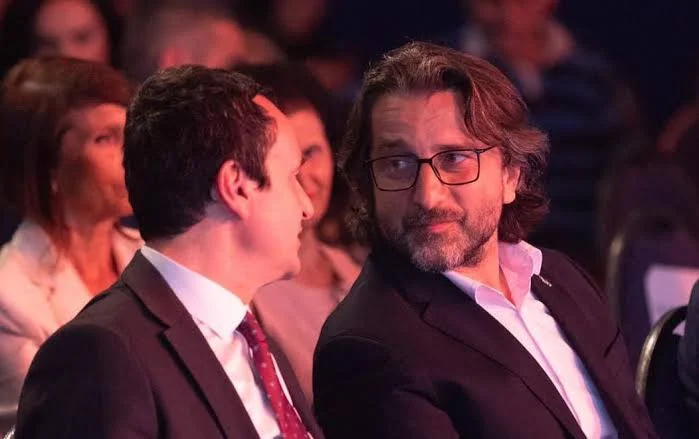 Rama i ashpër ndaj Kurtit  Kryeministër i Vetëvendosjes dhe Listës Serbe  kënd ki me pre me gërshërë