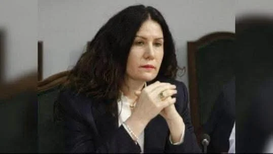 Arrest shtëpie për drejtoreshën e Shërbimit Informativ Shqiptar  Vlora Hyseni