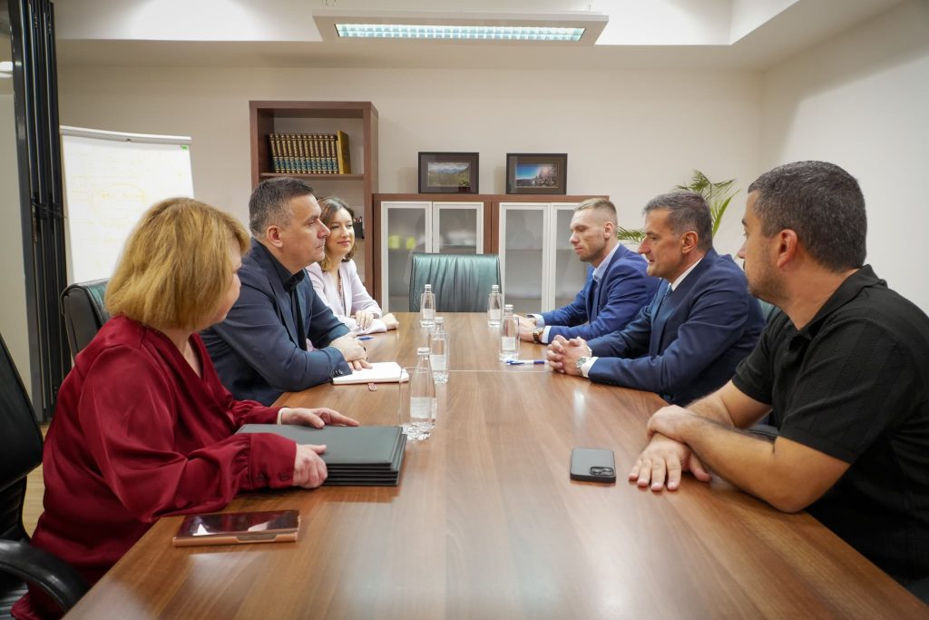 Hoxha  Sistemi i ri për zbulimin e hershëm të zjarreve nëpër deponi do të parandalojë përhapjen e tyre