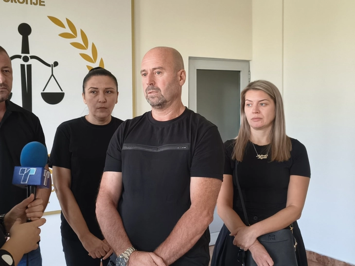 Për shkak të mungesës së dëshmitarëve  shtyhet gjykimi ndaj 13 nëpunësve të policisë lidhur me rastin  Puls 
