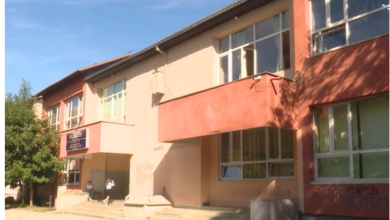 Photo of Penko, klasat e para me nga 30 nxënës, mësimdhënësit kërkojnë rikthimin e paraleles së mbyllur