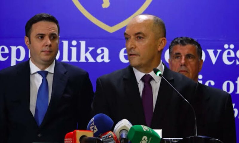 Lumir Abdixhiku  Bekim Sejdiu tregoi dinjitet