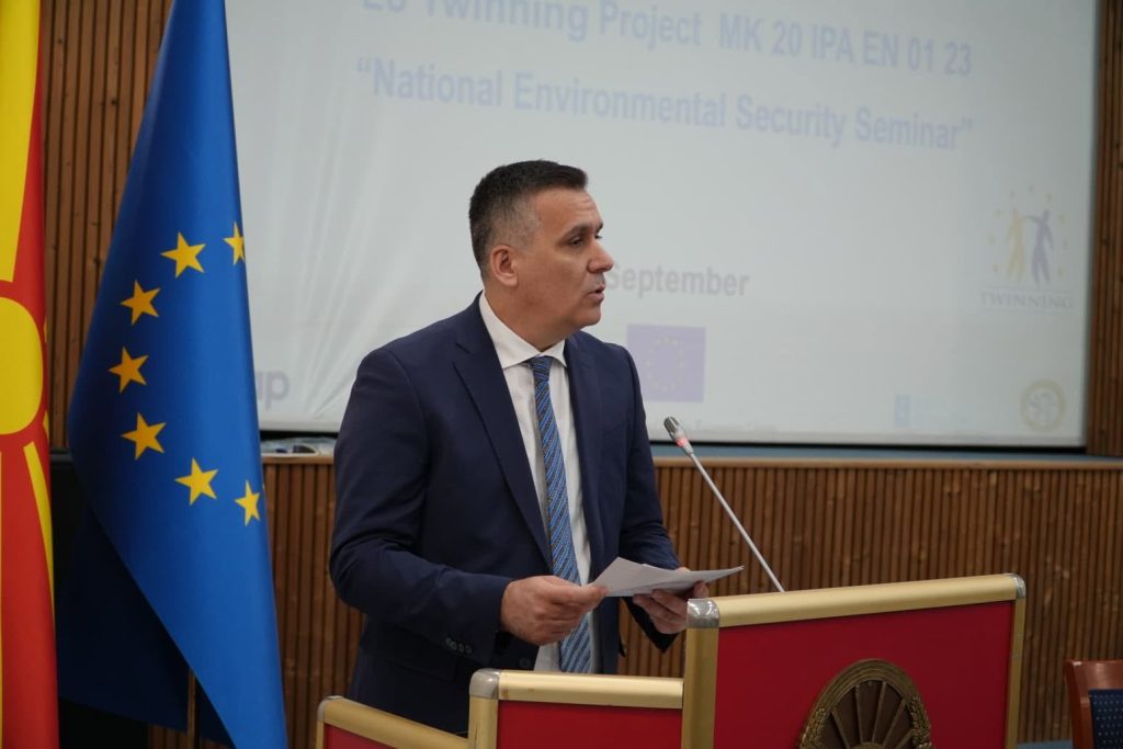 Hoxha  Siguria mjedisore kërkon institucione të fuqishme dhe bashkëpunim ndërkombëtar