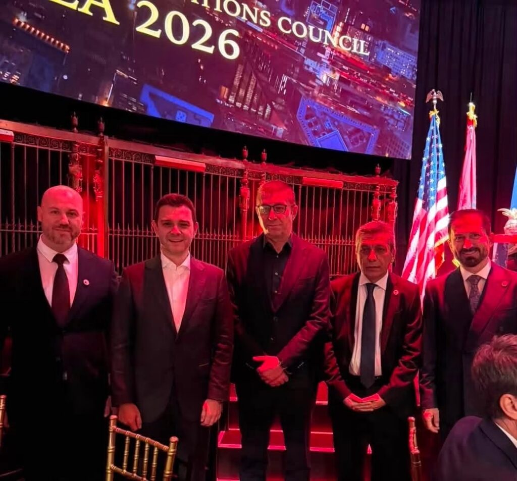 Mickoski në gala mbrëmjen e Këshillit Shqiptaro Amerikan  Korridoret 8 dhe 10 janë avantazhi ynë strategjik 