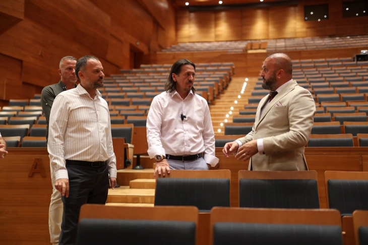 Ministri Sulejmani vizitoi gjashtë institucione kulturore