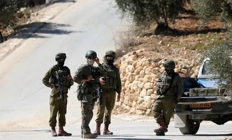 Ushtria izraelite mbyll rrugën e fundit drejt një fshati në Bregun Perëndimor  izolon 47 familje palestineze