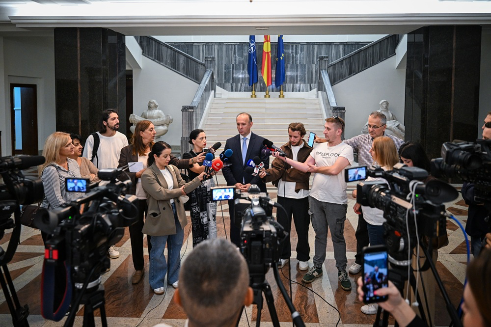 Brifingu joformal me mediat  Kryetari Gashi i prezantoi aktivitetet e realizuara në shtator