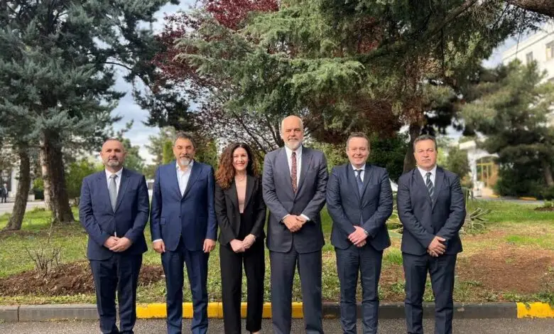 skandali-tjeter-i-spiunazhit-shqiptar