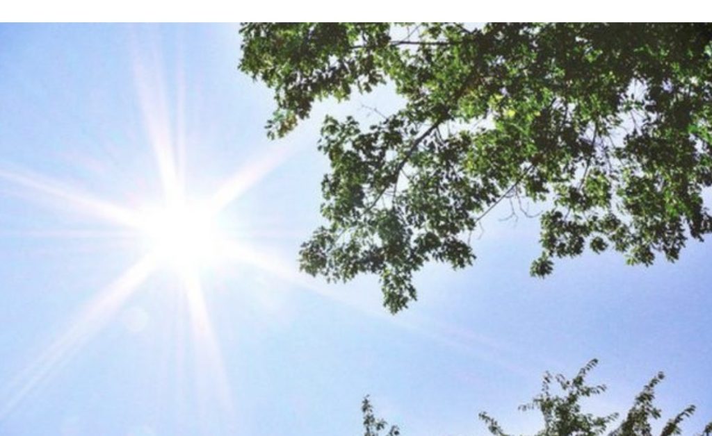 Diell dhe vranësira sot  temperaturat deri në 26 gradë