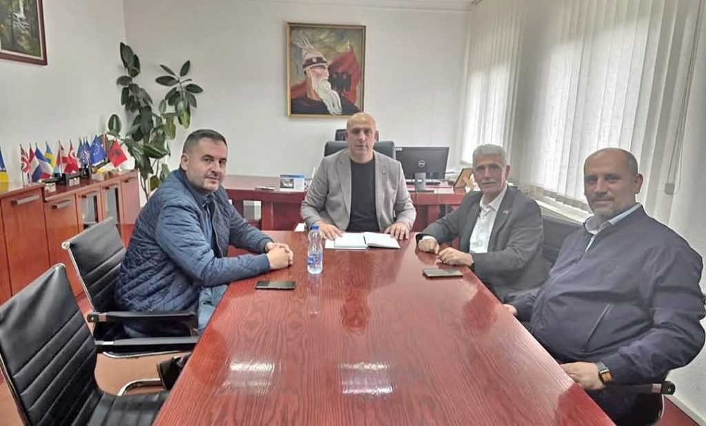 Likova dhe Bursa thellojnë bashkëpunimin në fushën e arsimit dhe zhvillimit