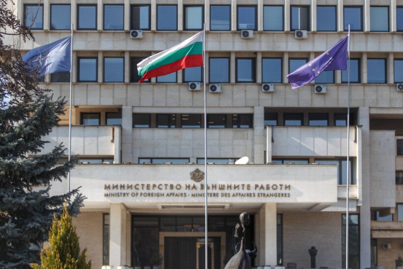 Sofja pas kërkesës së Mucunkskit për përfshirjen e BE së në proces  Jemi të hapur  por Shkupi t i përmbushë detyrimet