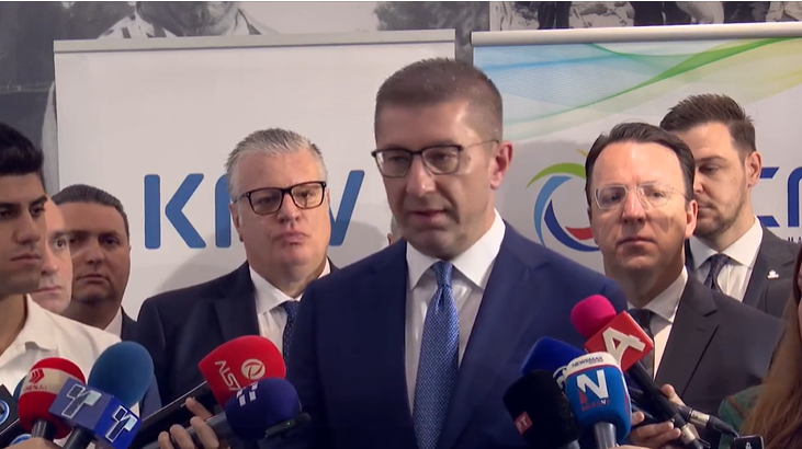 Mickoski paralajmëron shkarkime të zëvendësministrave dhe drejtorëve brenda dy javësh