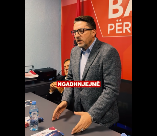 Arkin Jahiji viziton shtabin e AKI së në Çellopek  Ne jemi reshtuar gjithmonë në anën e duhur dhe do të festojmë më 18 Tetor