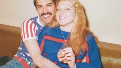 Photo of Historia e patreguar e Freddie Mercury/ Rrëfimi i Mary Austin pas 35-vitesh nga vdekja e këngëtarit: Ai është dashuria e jetës sime