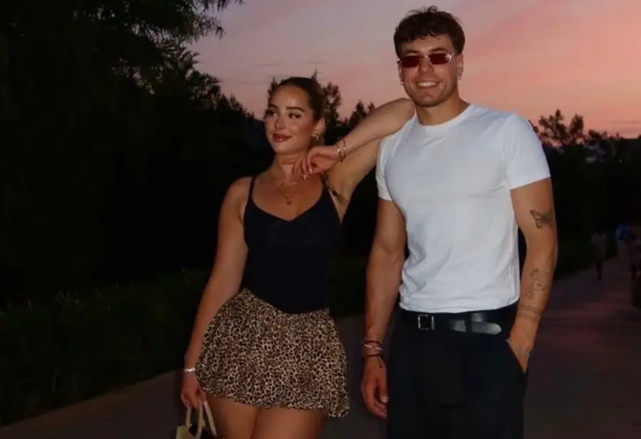 Elijona bën një hap të guximshëm  Konfirmon ndarjen nga Klodi dhe falenderon ndjekësit