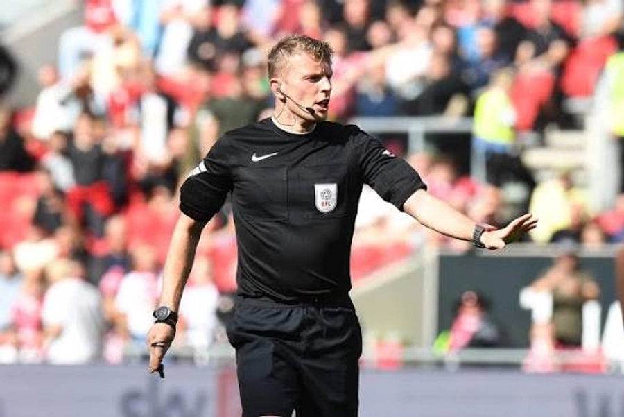 UEFA cakton gjyqtarët  zbulohet trupa e arbitrave për Shqipëri Bjellorusi
