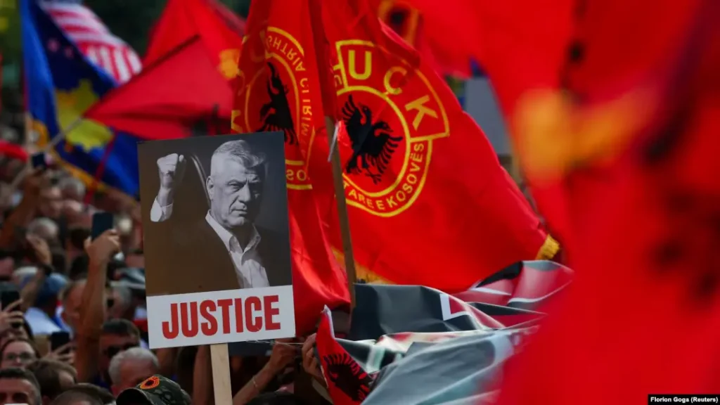 zeri-i-shqiptareve-ne-amerike-proteste-ne-teksas-ne-mbeshtetje-te-ish-krereve-te-uck-se