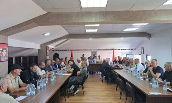 Nis mbledhja e OVL të UÇK së  në orën 13 30 konferencë për media