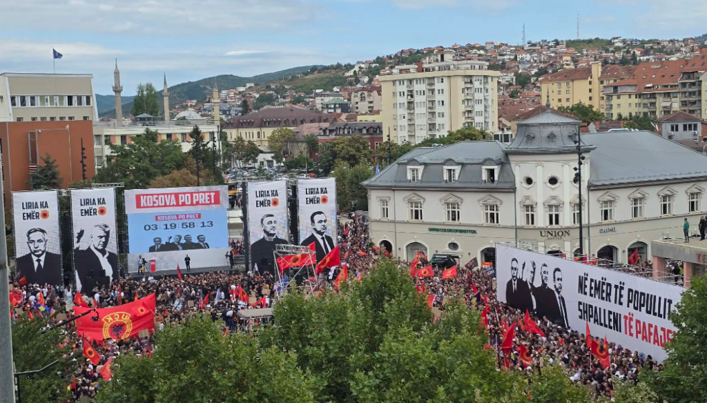 organizatoret-e-marshit-per-liri-nga-ky-shesh-simbolikisht-i-shpallim-te-pafajshem
