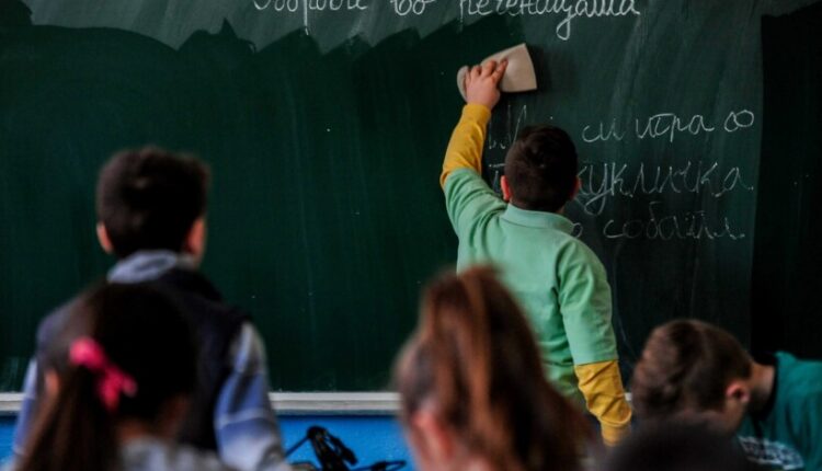 Sllovenia po e heq arsimin nëntëvjeçar për shkak të rezultateve të dobëta në PISA