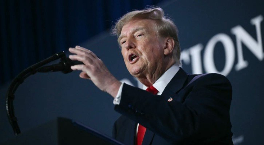Trump ua ndalon CNN it dhe Politicos të hyjnë në Shtëpinë e Bardhë