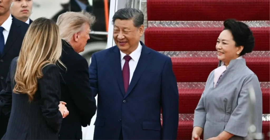 Xi Jinping në SHBA  Duhet të jemi partnerë  jo rivalë  Trump e pret me nderime ushtarake