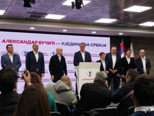 Vuçiç pranon humbjen  zgjedhjet i fitoi lista studentoreme 2 200 000 vota