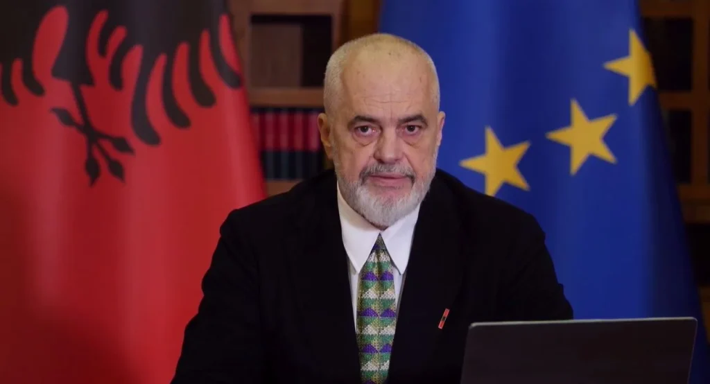  Asnjë lidhje me universitetin   Rama publikon dhe lexon listën e të arrestuarve në protestë për dhunë  zbulon precedentët e mëparshëm penalë