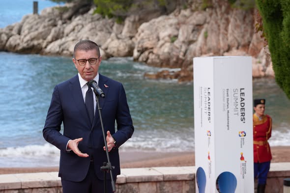 Mickoski  Maqedonia e Veriut e ka merituar prej kohësh anëtarësimin në BE  presim mesazhe të forta