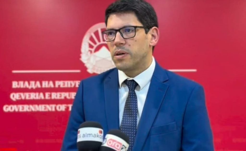 Ministri Ferati  Synojmë të zgjidhim problemin e të punësuarve me kontratë dhe të mbrojmë dinjitetin e tyre