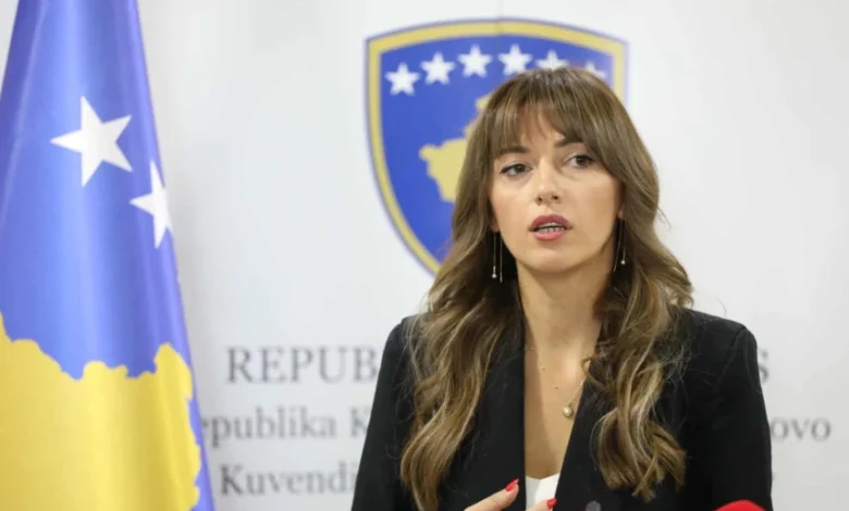 haxhiu-degjojini-kerkesat-e-studenteve-arroganca-vetem-i-nxit-protestat