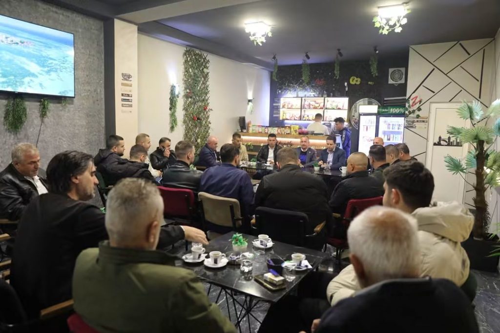 ASH vazhdon fuqizimin e organizimit të saj në terren  zgjedh strukturat e degës në Shuto Orizarë  FOTO 