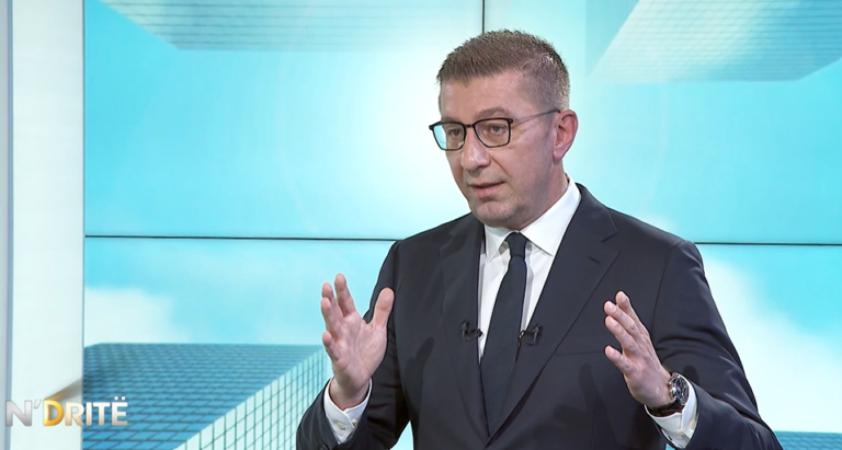 Mickoski  Bujar Osmani në intervistë shqiptar  por në pozitën e ministrit tjetër gjë