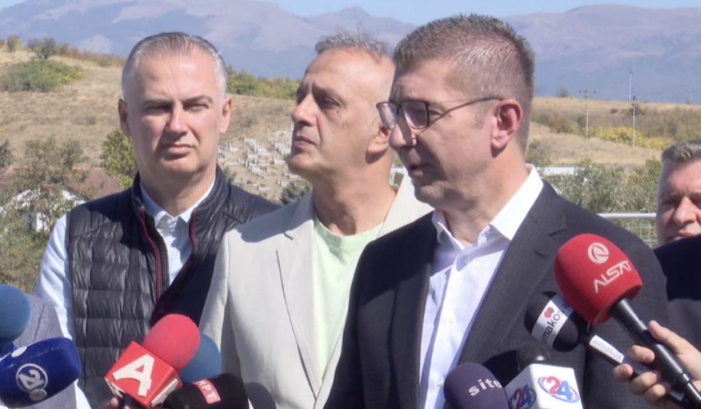 Mickoski e vlerësoi si konstruktiv propozimin e Ursula von der Leyen për takim me Bullgarinë  nga Sofja ende nuk ka përgjigje