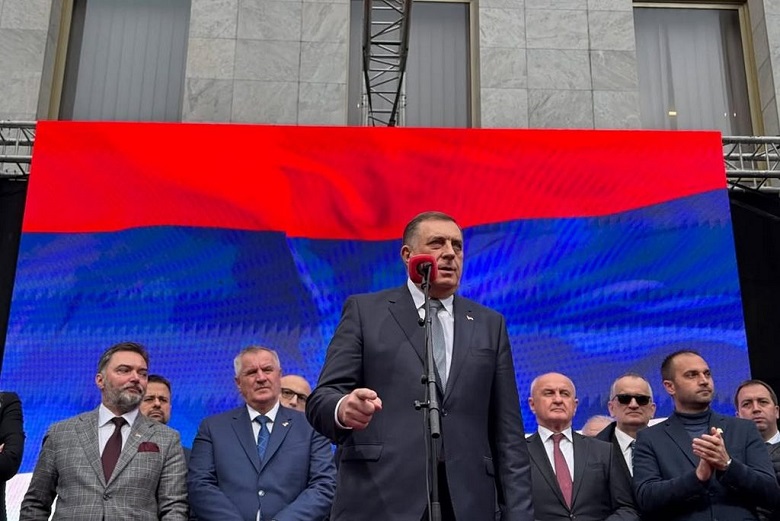 Bosnja voton  nacionalistët fitojnë  Dodiku forcon kontrollin në Republikën Srpska