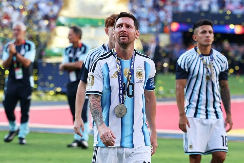 Messi i jep lamtumirën Argjentinës