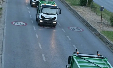 Fundi i kaosit me mbeturinat në Shkup  Vijnë automjete të reja dhe 3 300 kontejnerë