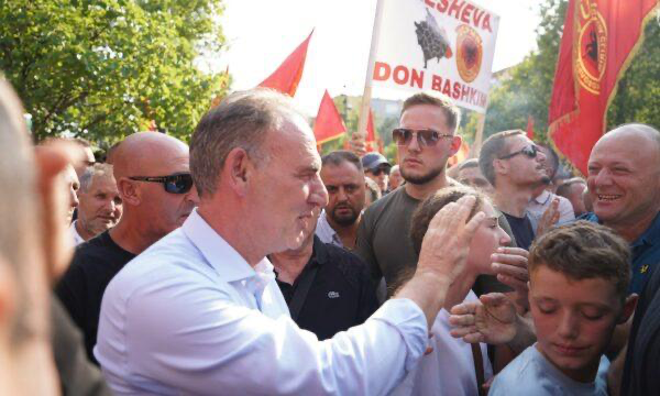 ligji-per-specialen-limaj-salih-mustafa-dhe-pjeter-shala-mund-ta-vuajne-denimin-ne-kosove