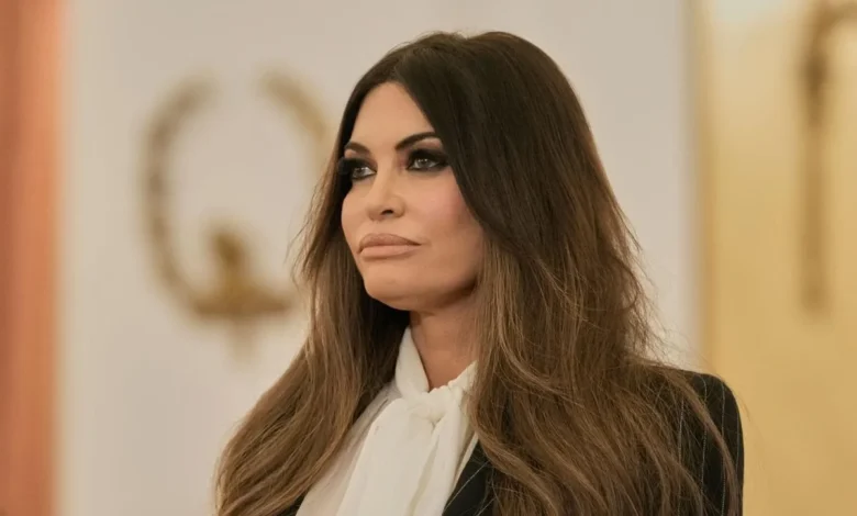 Trump shqyrton shkarkimin e ambasadores në Greqi  Kimberly Guilfoyle akuzohet për kërkim parash dhe dhurata luksoze