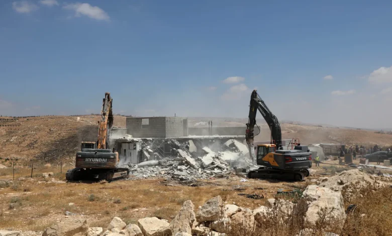 Izraeli shemb 80 shtëpi në fshatin palestinez Al Dhahiya  zhvendosen rreth 400 banorë