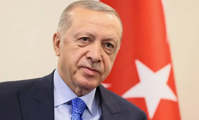 erdogan-uron-presidenten-e-re-te-kosoves-justina-shiroka-pulen-jep-mesazh-per-bashkepunimin-mes-dy-shteteve