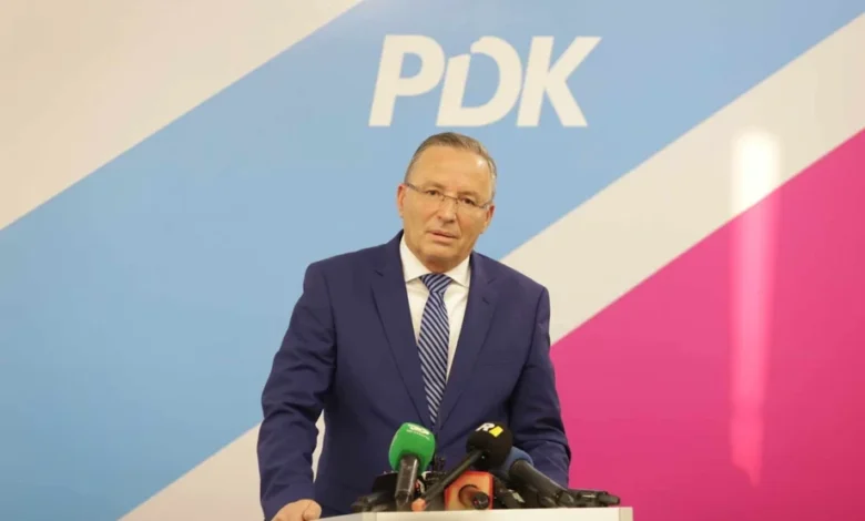 Bedri Hamza jep dorëheqje nga pozita e Kryetarit të PDK së