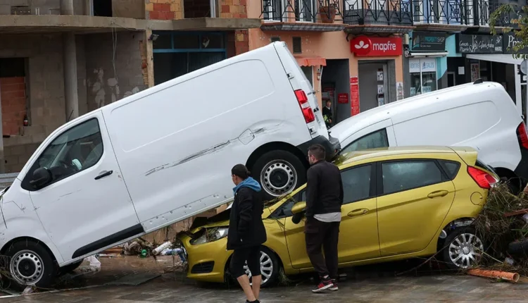 Stuhi të fuqishme dhe përmbytje në Spanjë  regjistrohet një viktimë në Barcelonë